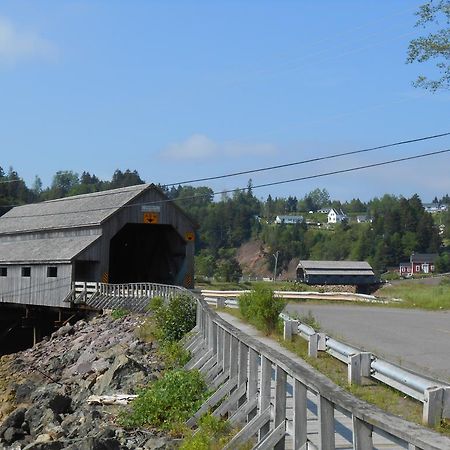 Tidal Watch Inn St. Martins Exterior photo